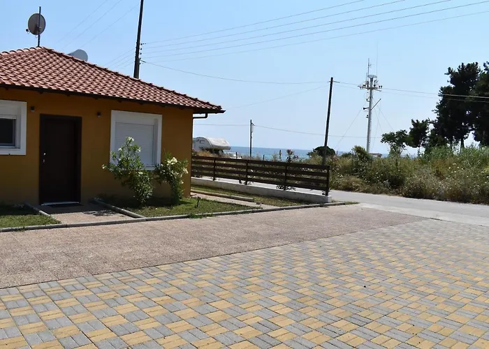 The Sea Stars, Beach Front House Ferienhaus