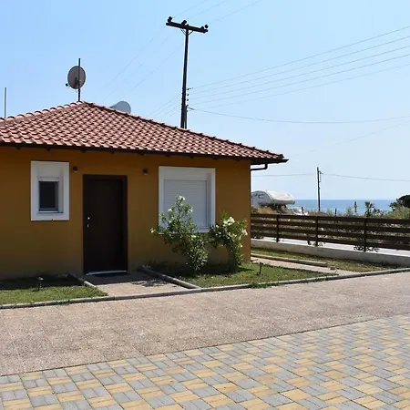 The Sea Stars, Front House Tatil Evi Nea Kallikrateia