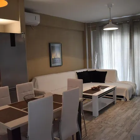 The Sea Stars, Front House Tatil Evi